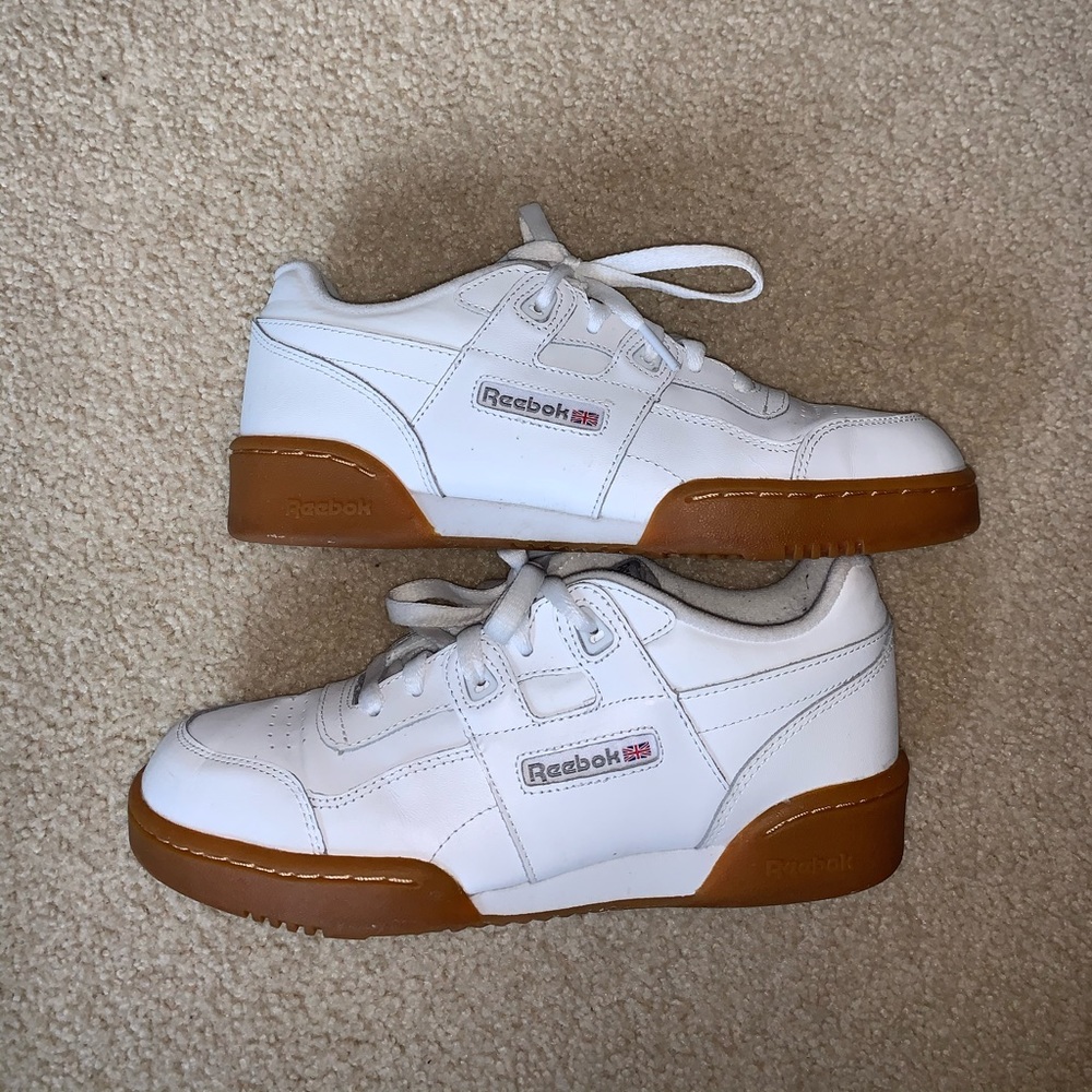 Reebok classics tennis shoes